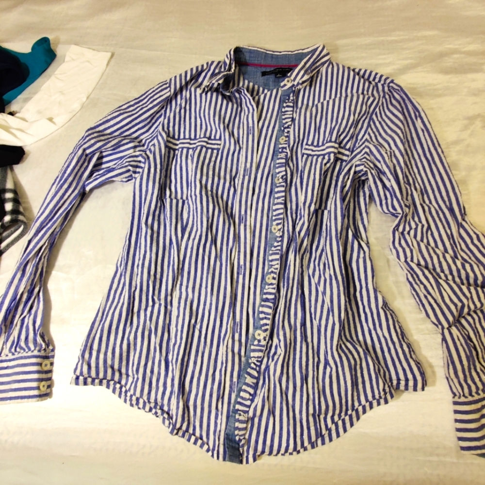 Jones New York Shirt - size L